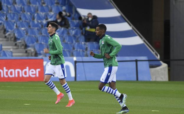 Alineacion titular de la Real Sociedad para el partido ante el Athletic: Carlos Fernández debuta como titular