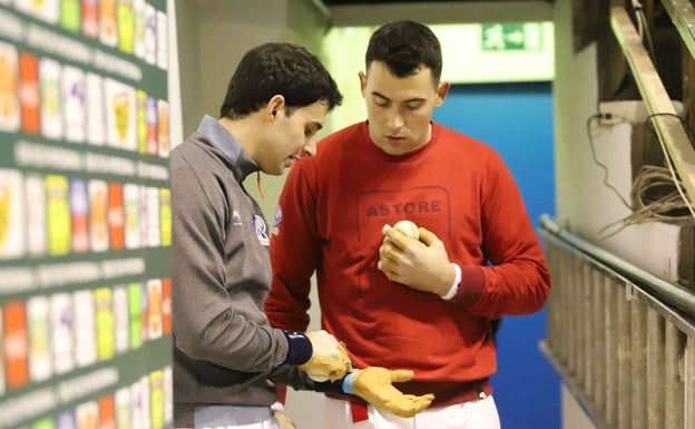 Erik Jaka - Jokin Altuna, otra vez blanco o negro