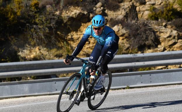 El Astana recluta a Alex Aranburu para el tríptico completo de las Ardenas