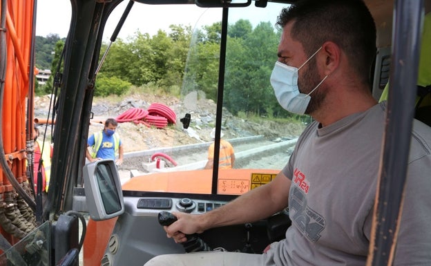 Euskadi debe recuperar aún algo más de la mitad de los empleos perdidos por el Covid