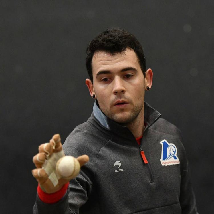 Erik Jaka y Baiko: reto personal y remedio a un bendito problema