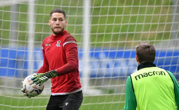 Álex Remiro, dispuesto a hacer historia