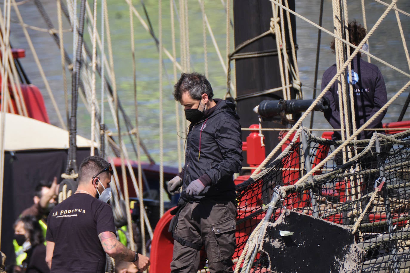 Amenábar libra una batalla naval en Pasaia