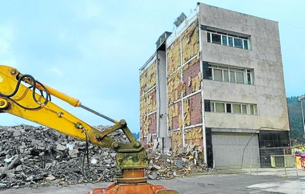 El edificio del Distrito Marítimo, transferido al Gobierno Vasco