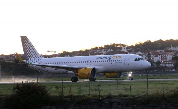 Vueling retoma su conexión diaria de Hondarribia con Barcelona el 2 de mayo