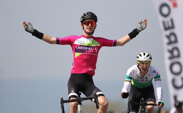 Eusebio Vélez relanza a Unai Iribar