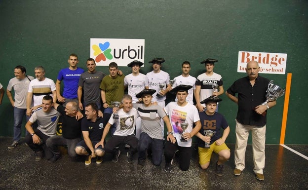 Un rival por equipo y otro común