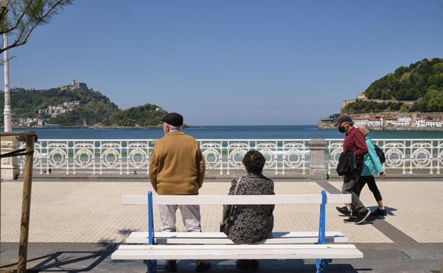 Cuatro gotas en toda la primavera