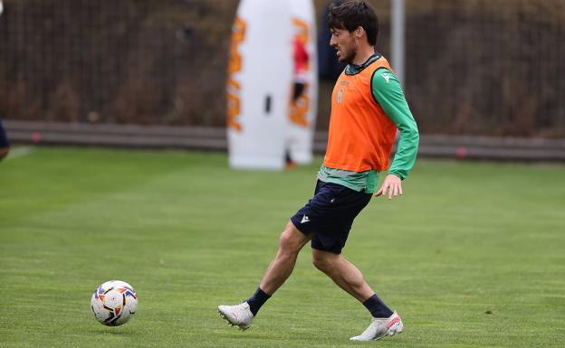 David Silva se apunta a Huesca y Miguel Ángel Moyá también vuelve