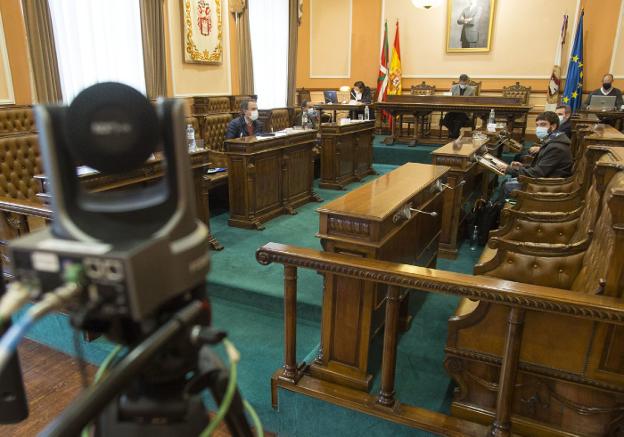 El Gobierno local saca adelante el convenio con Pasquier Recondo sin apoyos en la oposición