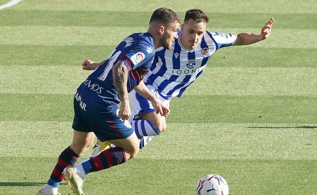 El acierto brilla por su ausencia en Huesca