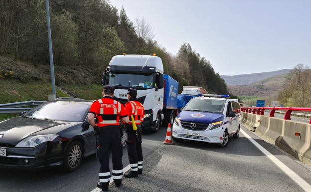 Euskadi se queda aislada tras anunciar también Castilla y León el fin de su cierre perimetral