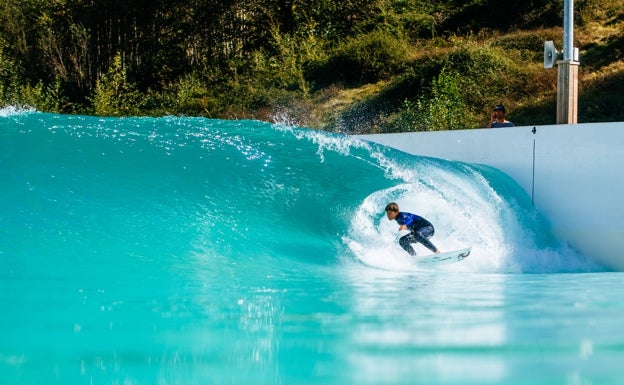 La ola artificial de Antondegi «no será una instalación turística sino deportiva» para el surfista local