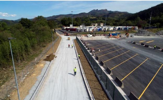Este lunes se abre el aparcamiento de camiones de la AP-8 en Oiartzun, sentido Bilbao