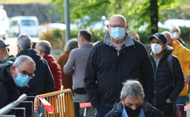 Unos 300.000 vascos ya han recibido la pauta completa y están inmunizados