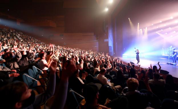 La actividad cultural aprovecha la ampliación de horarios para recuperar su público