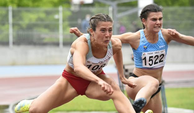 Teresa Errandonea bate su récord de Gipuzkoa de 110 vallas en Tolosa