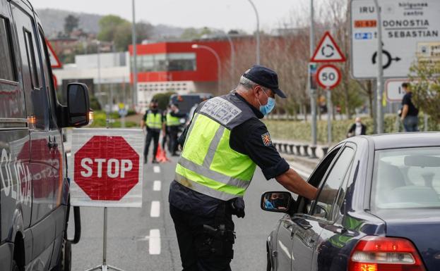 Detenido un hombre por «tráfico de seres humanos» en la frontera entre Irun y Francia