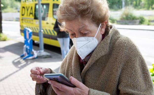 Solo cuatro de cada diez mayores de 65 años en Euskadi usa internet