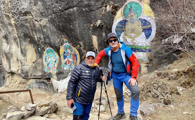 Juanito Oyarzabal y el resto de alpinistas regresan el viernes de Katmandú