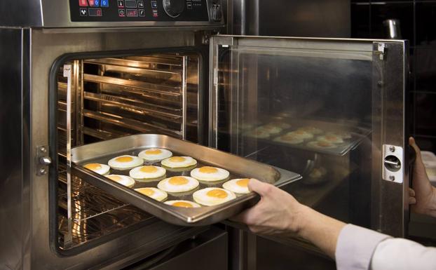 Llegan los huevos fritos congelados