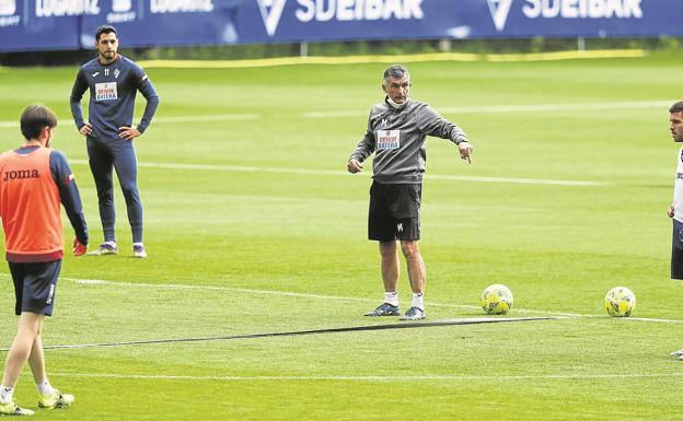 El Eibar prepara el terreno para buscar su última victoria