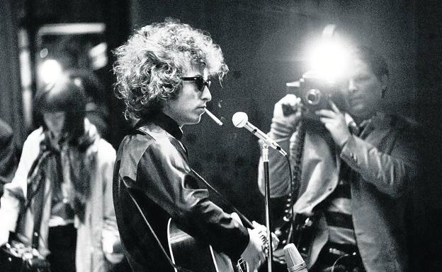 Bob Dylan, 80 años y aún no oscurece