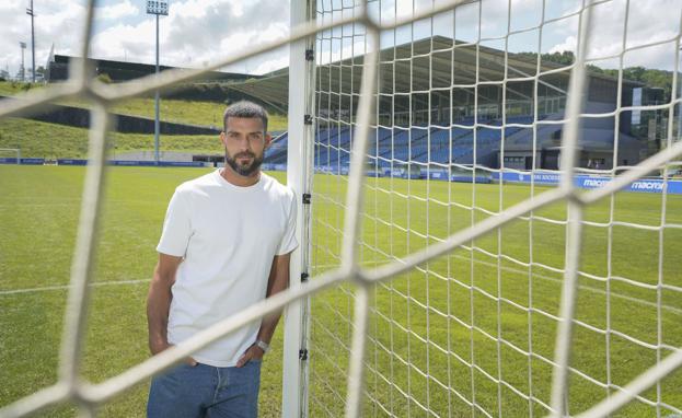 La salida de Miguel Angel Moyá llevará a la Real Sociedad a fichar otro portero