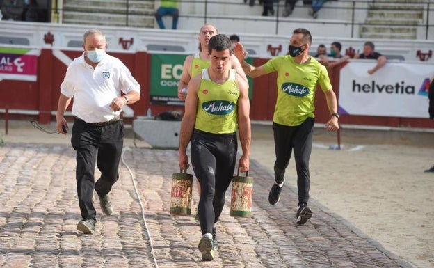 Los 'Zelai' y los 'Izeta' marcan el ritmo al resto