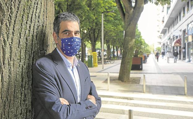 Eneko Goia: «Sin tren en Easo, barajamos ampliar el parque de Araba e integrar Morlans con el Centro»
