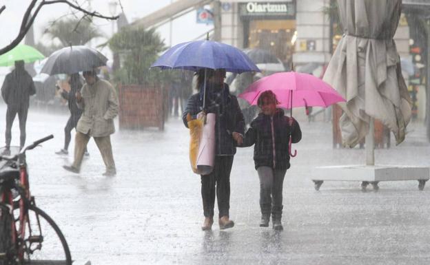 Aviso amarillo por fuertes lluvias hasta primera hora de la tarde del viernes