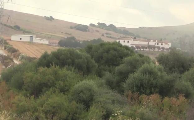 Cantora cuelga el cartel de 'se alquila'