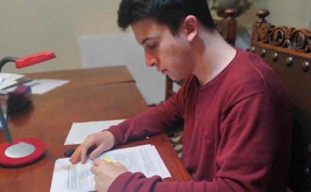 «Paso todo el día estudiando, es como estar confinado»