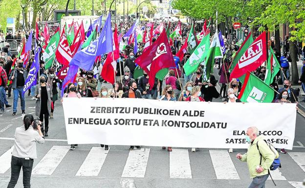 En Euskadi la temporalidad se ceba con el sector público donde casi triplica la del privado