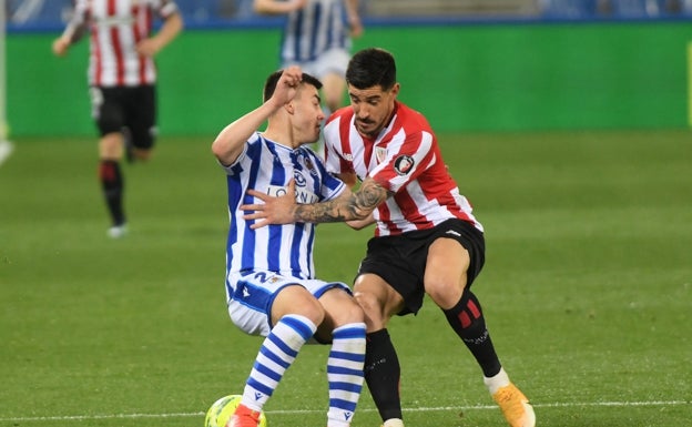 La Real Sociedad tanteó el regreso de Yuri Berchiche