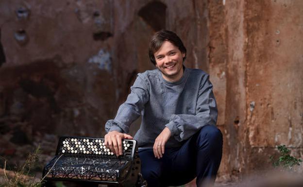 Ander Telleria (Acordeonista y miembro de Iberotango): «El tango sin baile es como una buena comida sin postre»