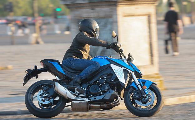 Nueva Suzuki GSX-S950: deportividad y funcionalidad adaptados para el carné A2