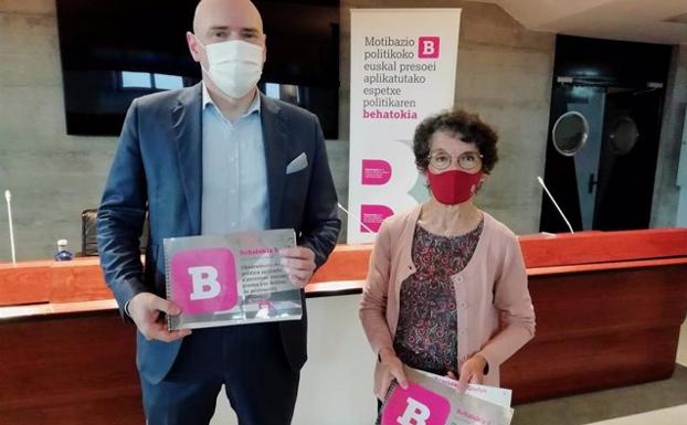 Los presos de ETA en primer grado se reducen en el último medio año de 78 a 6