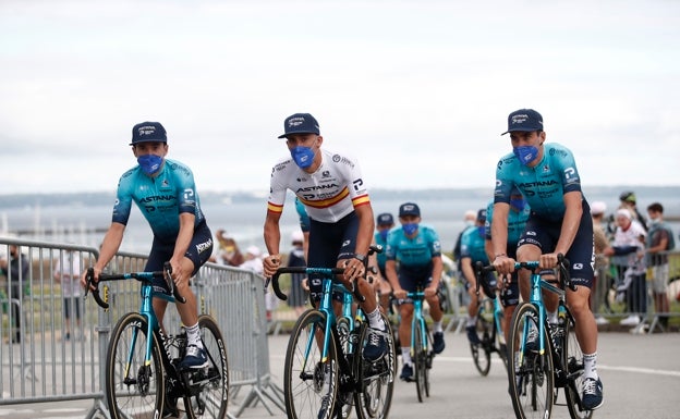 La crisis del Astana acerca a los guipuzcoanos al Movistar