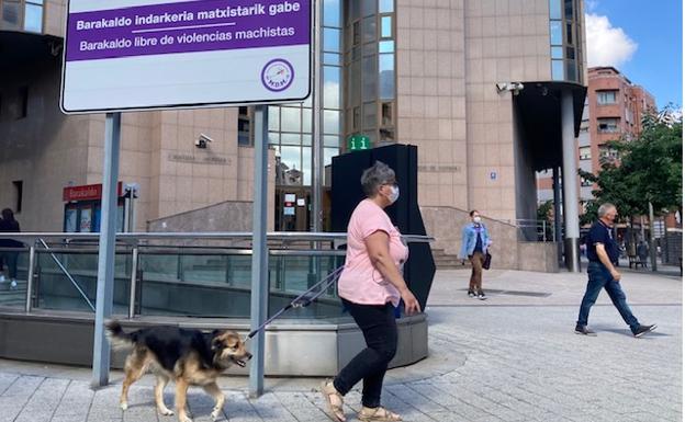 Perros guía ayudarán a las mujeres de Barakaldo que sufren violencia machista a prevenir los ataques de sus agresores