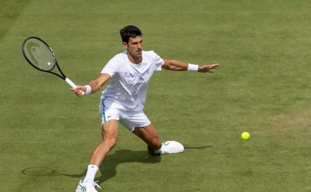 Djokovic, a la caza de Federer y Nadal