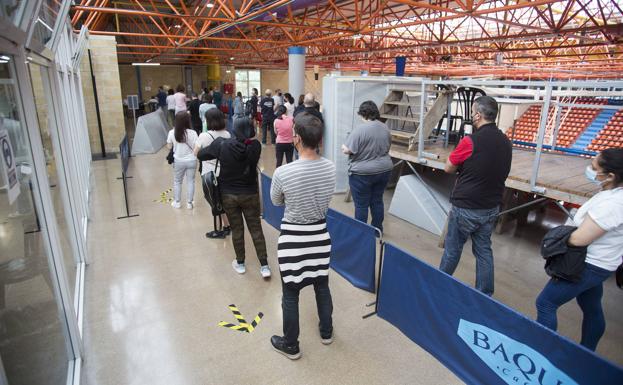 Sagardui confía en iniciar la vacunación de los veinteañeros vascos en dos semanas