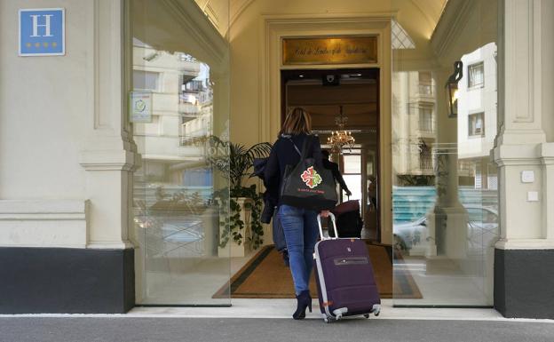 Los hoteles de Gipuzkoa confían en lograr una ocupación del 60% este verano