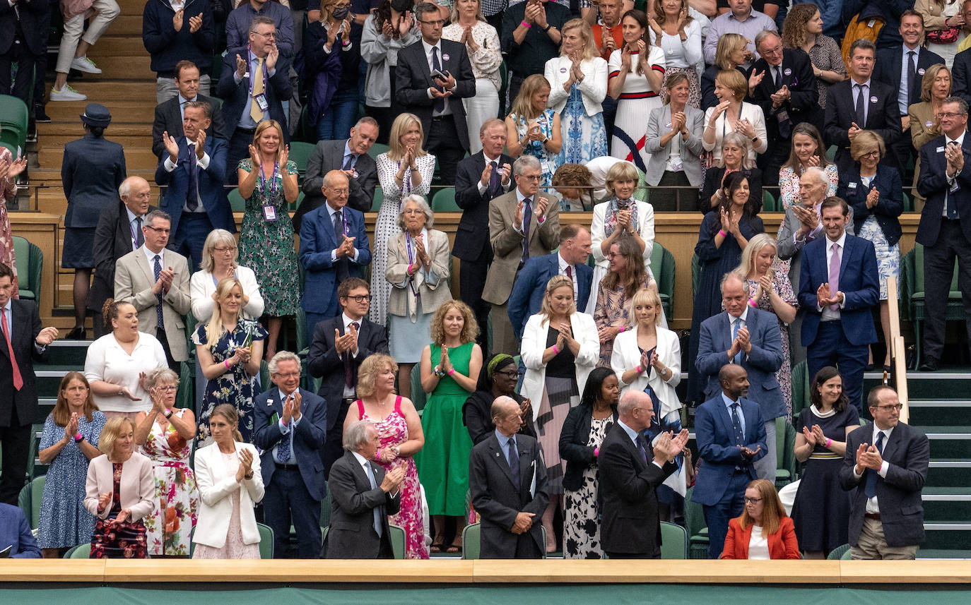 Ovación en Wimbledon a Sarah Gilbert, creadora de la vacuna de AstraZeneca