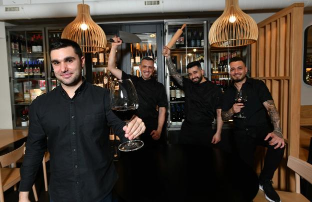 'Jan eta edan', lugar de culto y referente armero