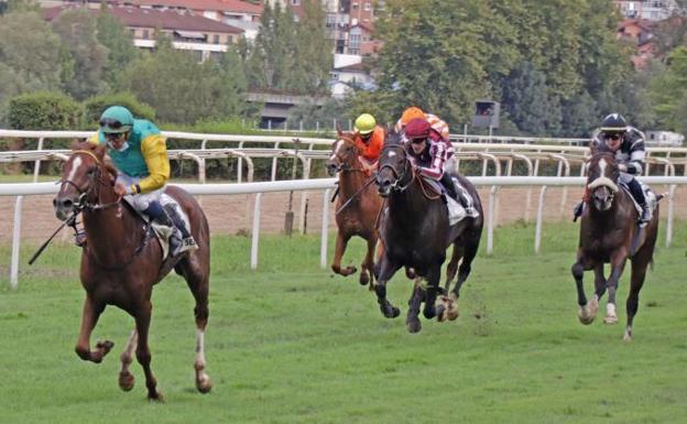 Llega el verano al hipódromo de Donostia
