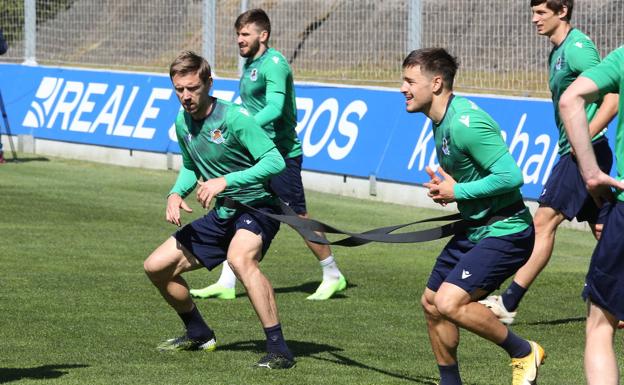 Vuelta al tajo: la Real arranca el jueves con 23 jugadores