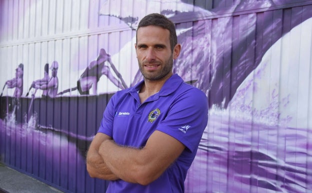 Liderato morado con pies de plomo