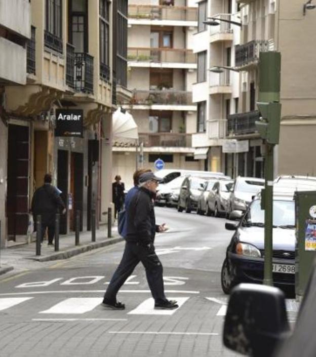 La calle Laskorain se abre al tráfico