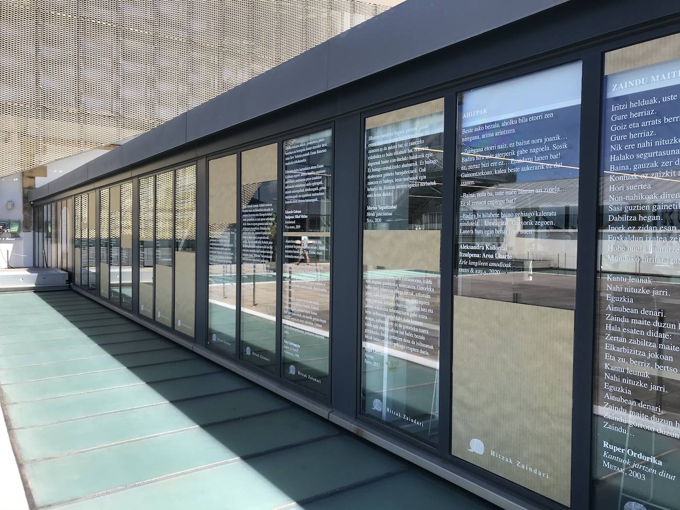 'Hitzak Zaindari' literaturan ere